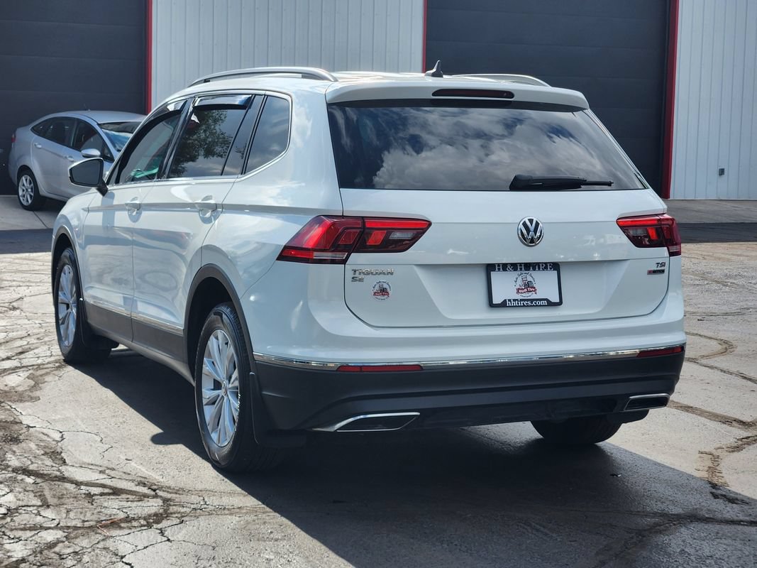 Used 2018 Volkswagen Tiguan SE AWD/4WD image 11