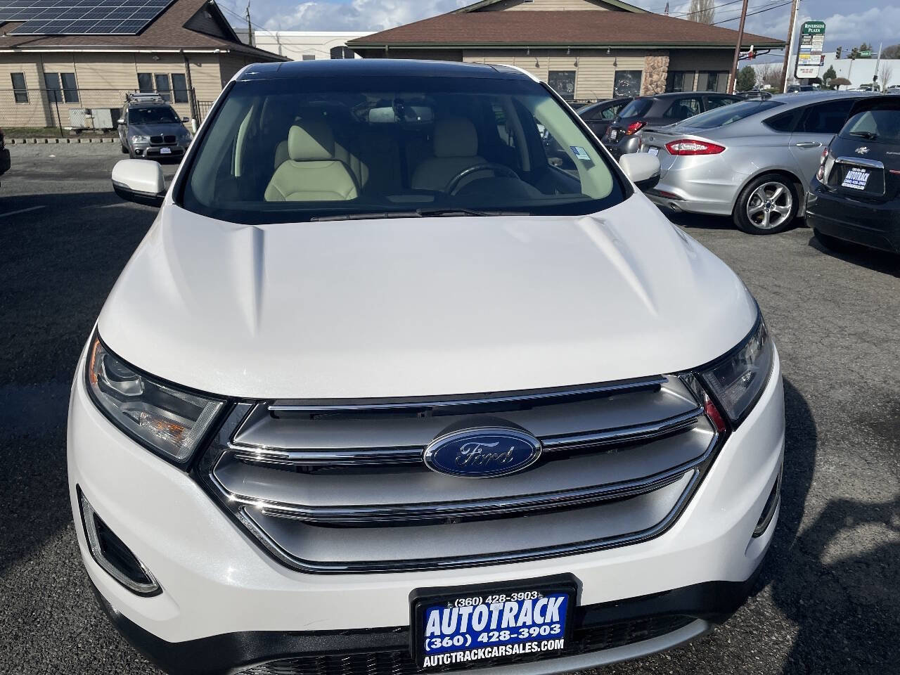 Used 2017 Ford Edge SEL w/ Equipment Group 201A image 2