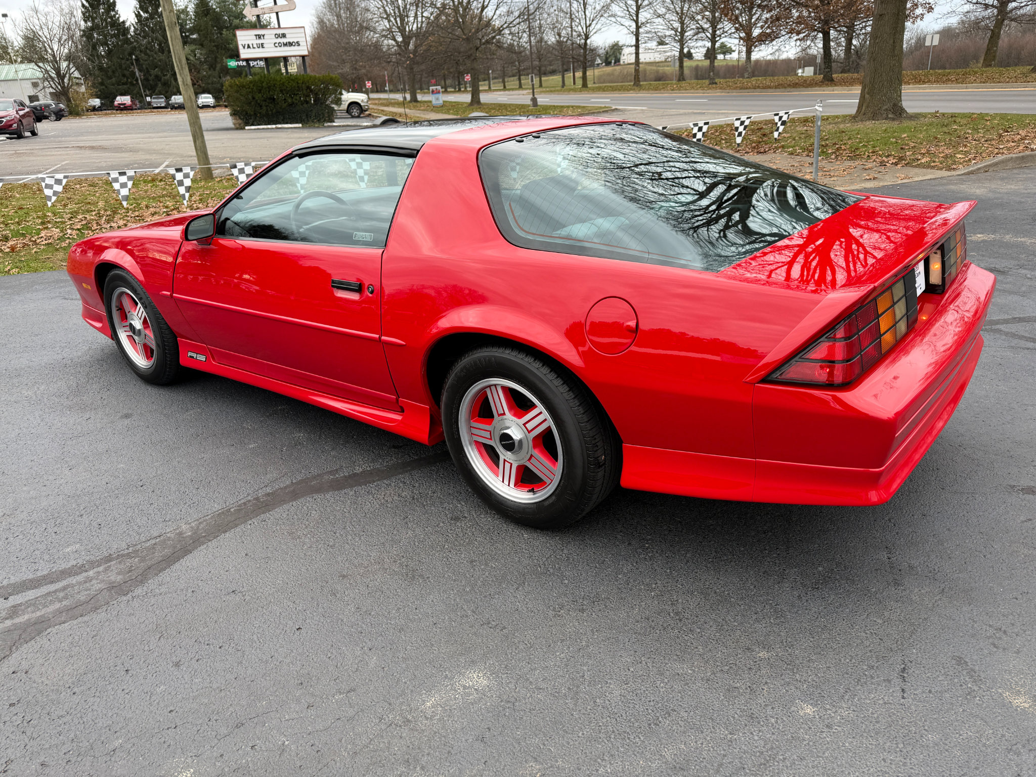 Used 1991 Chevrolet Camaro RS image 8