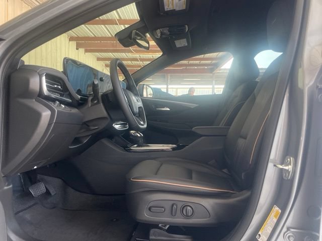 Used 2025 Buick Envista Avenir FWD image 19
