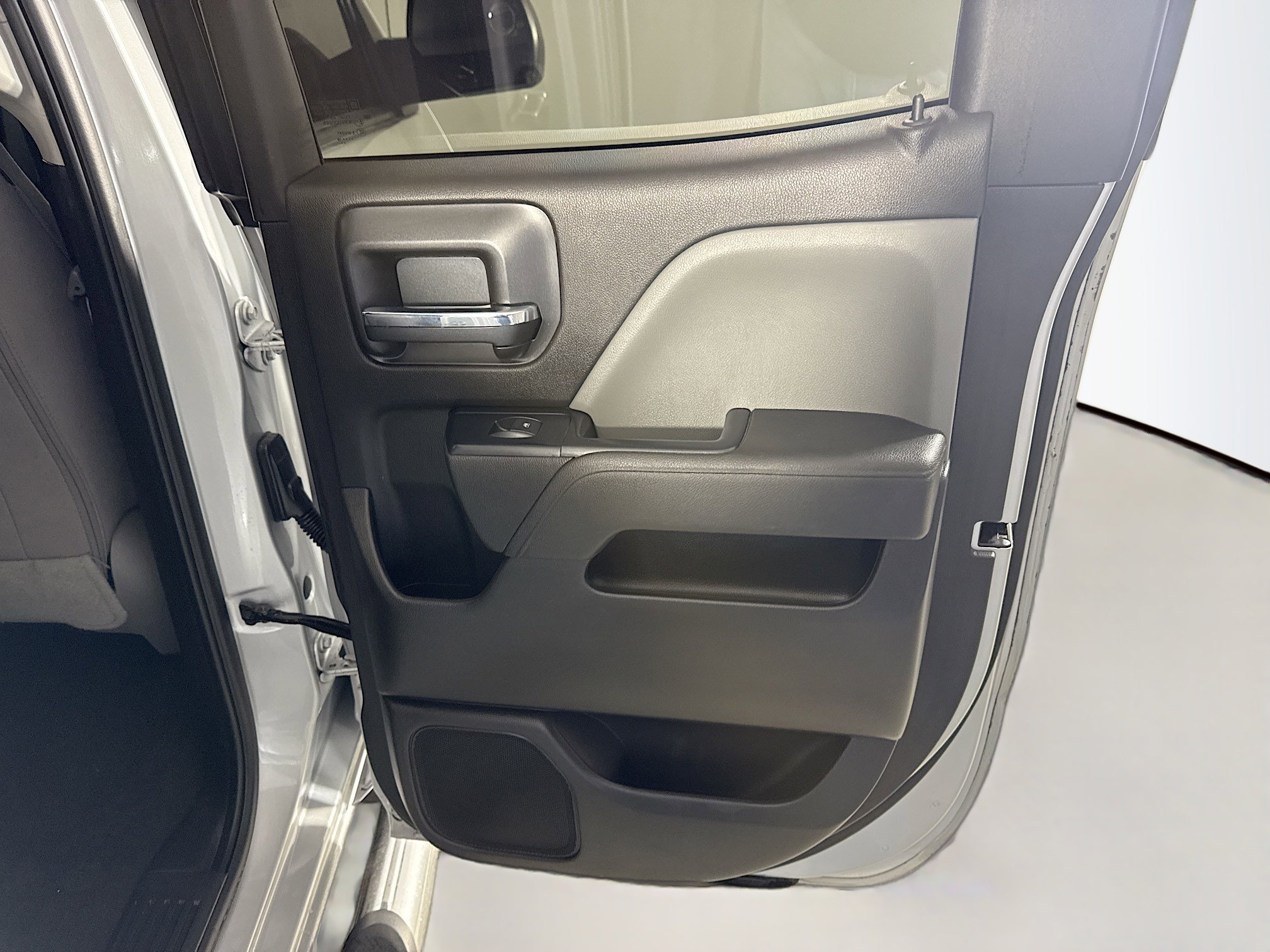 Used 2018 Chevrolet Silverado 1500 Custom w/ Custom Value Package image 26