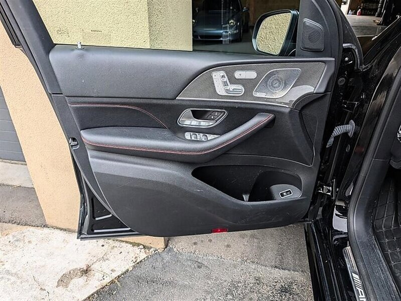 Used 2022 Mercedes-Benz GLE 53 AMG 4MATIC image 18