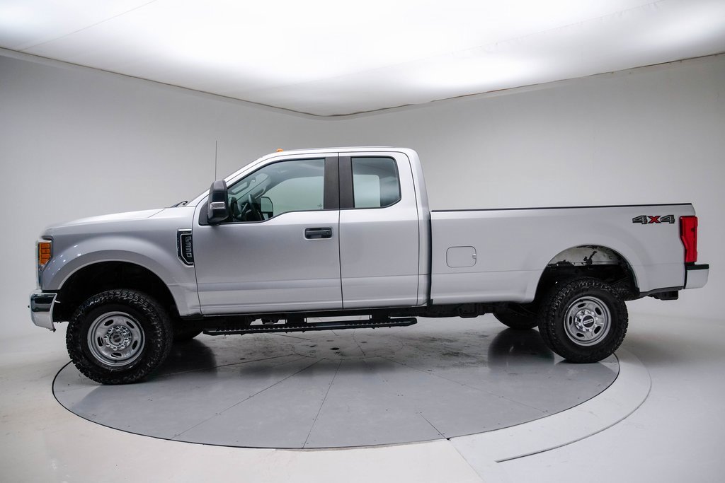 Used 2017 Ford F350 XL image 6
