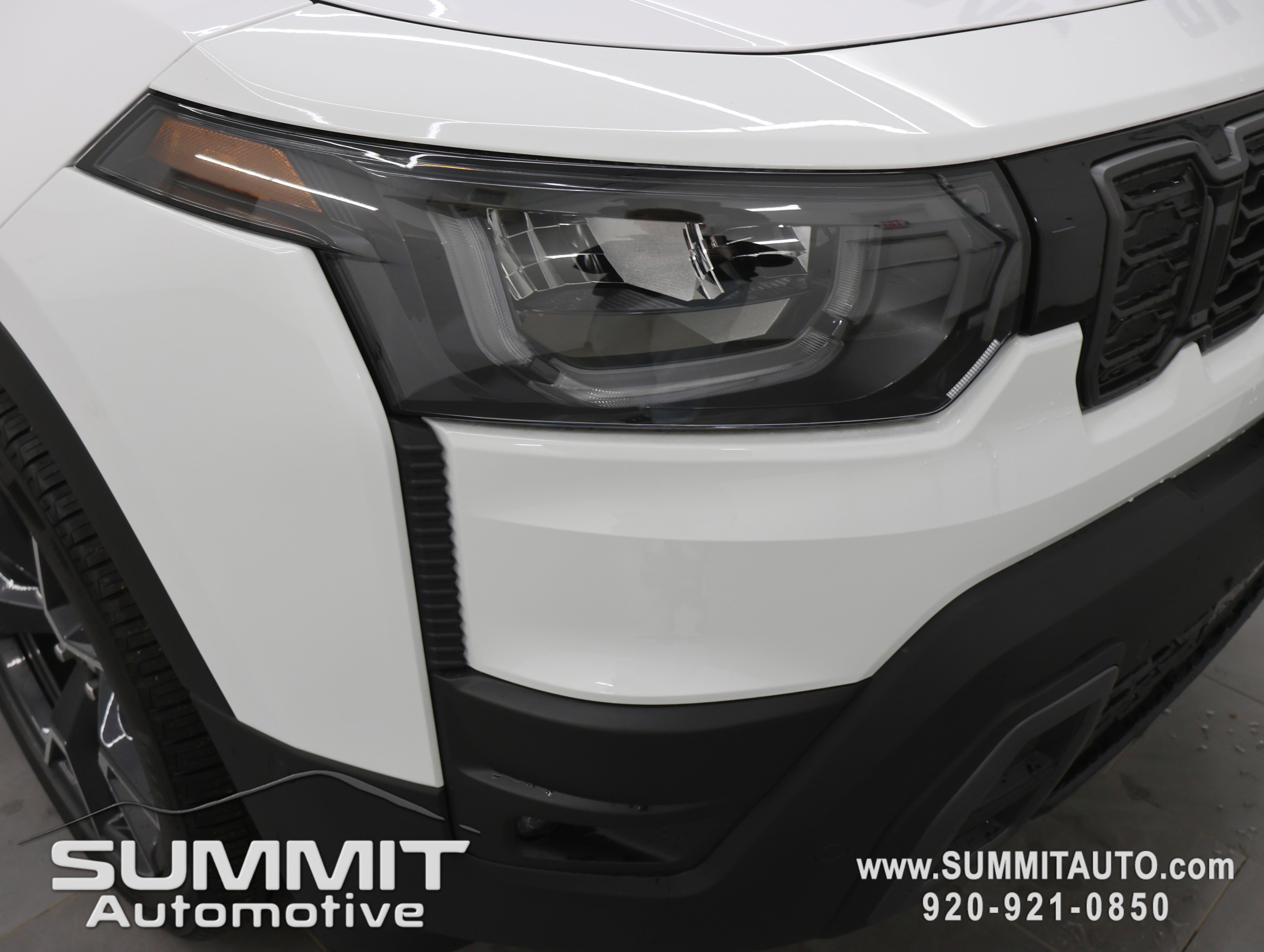 New 2026 Jeep Cherokee Overland image 27