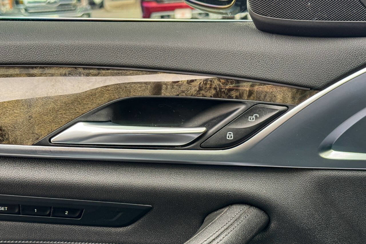 Used 2018 BMW 530i xDrive image 26