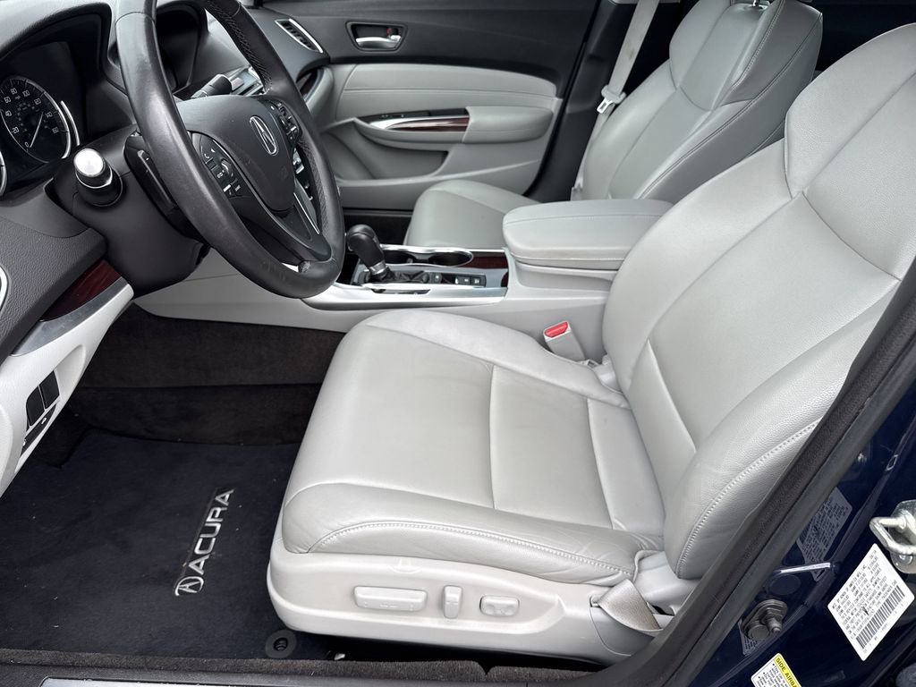 Used 2015 Acura TLX FWD image 12