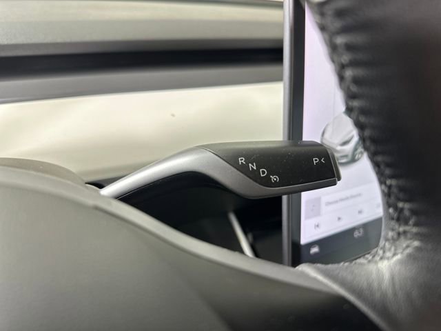 Used 2021 Tesla Model Y 2WD image 17