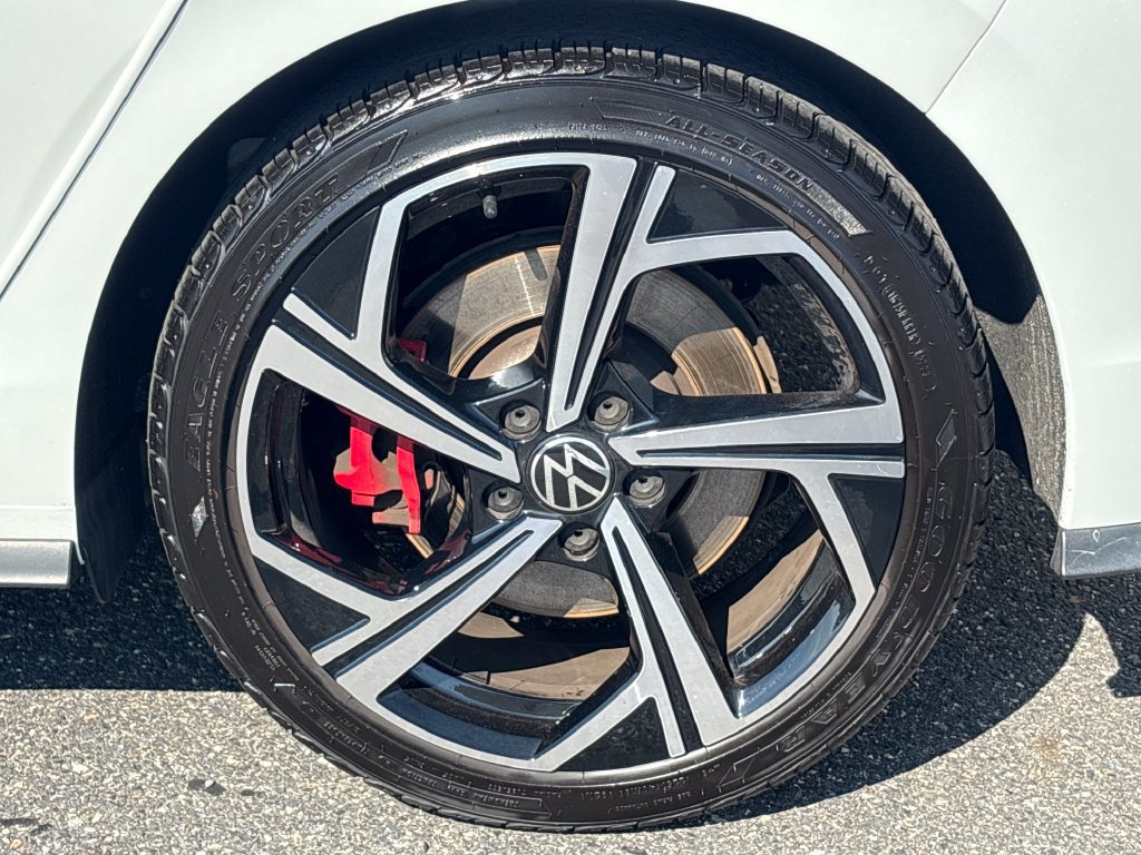 Used 2024 Volkswagen GTI SE w/ SE Leather Seats Package FWD image 25