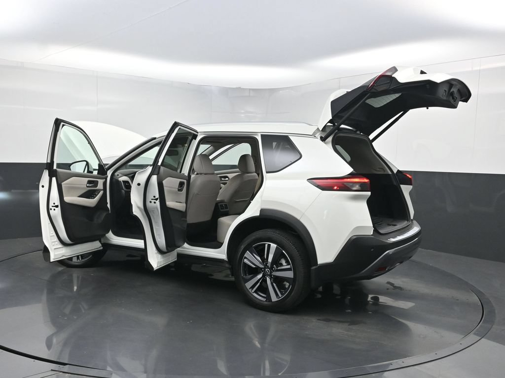 Used 2023 Nissan Rogue SL FWD image 35