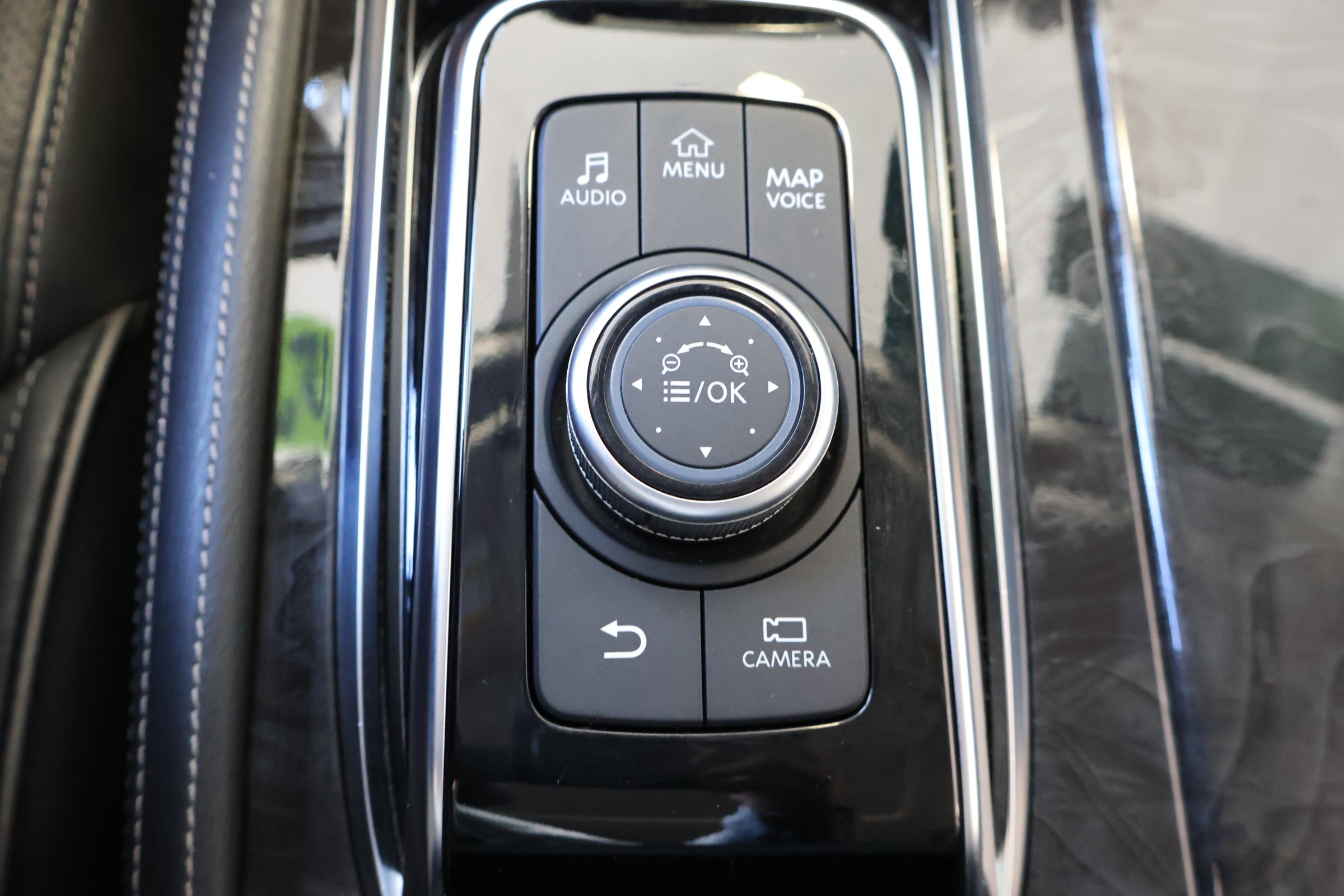 Certified 2022 INFINITI QX80 Luxe w/ Cargo Package image 30