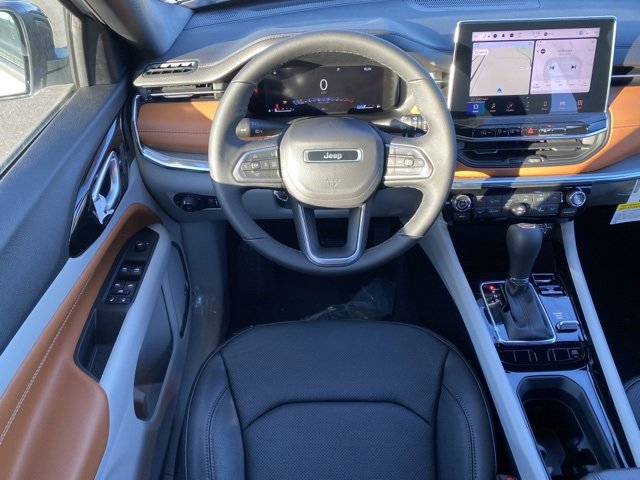 New 2024 Jeep Compass Limited w/ Elite Group image 39