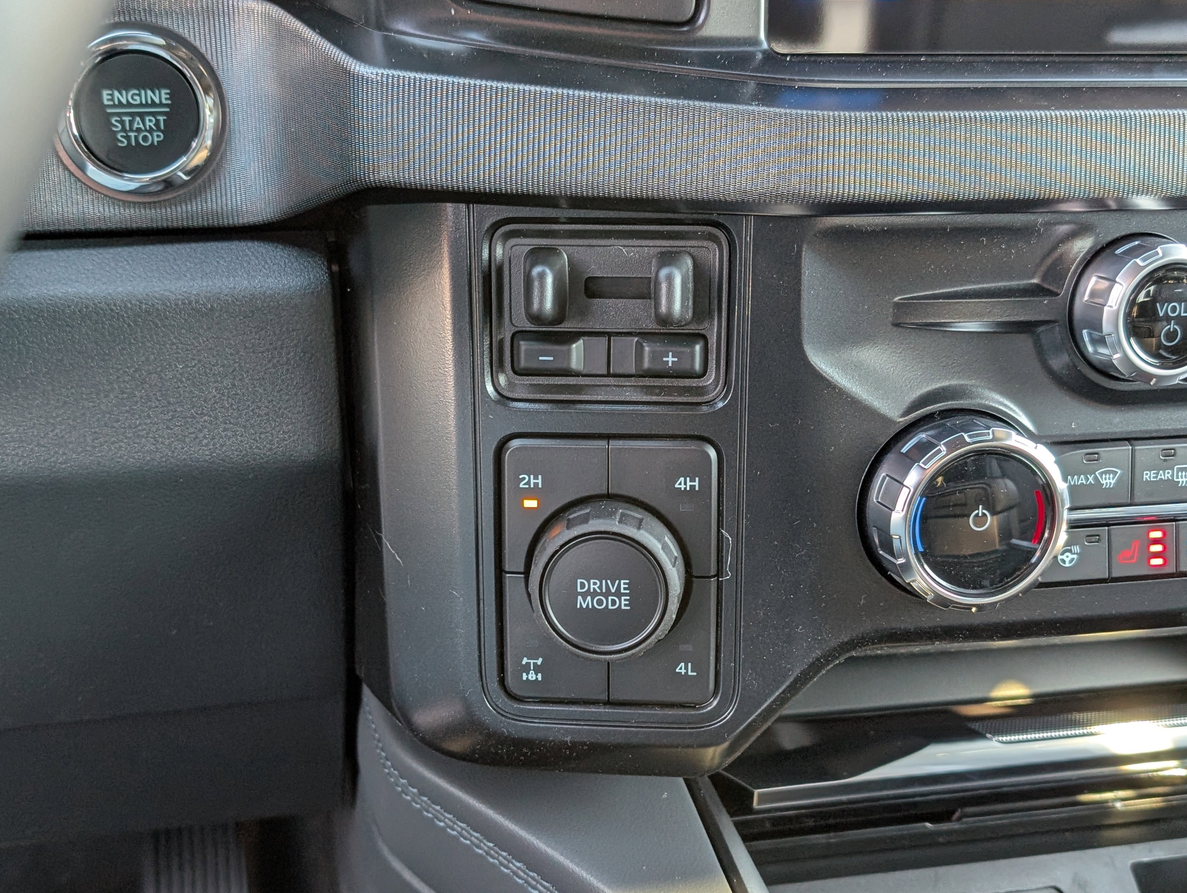 New 2026 Ford F250 Platinum image 29