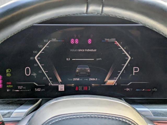 Used 2023 BMW 740i image 11