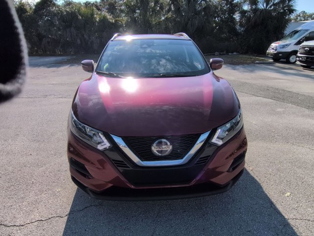Used 2021 Nissan Rogue Sport SV image 2