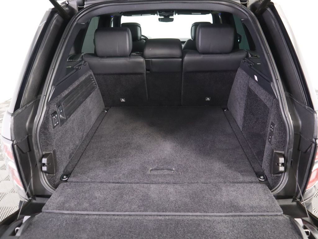 Used 2018 Land Rover Range Rover Supercharged image 28