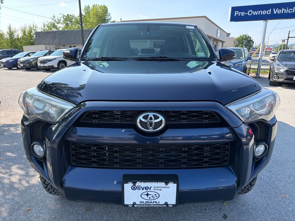 Used 2017 Toyota 4Runner SR5 Premium AWD/4WD image 5
