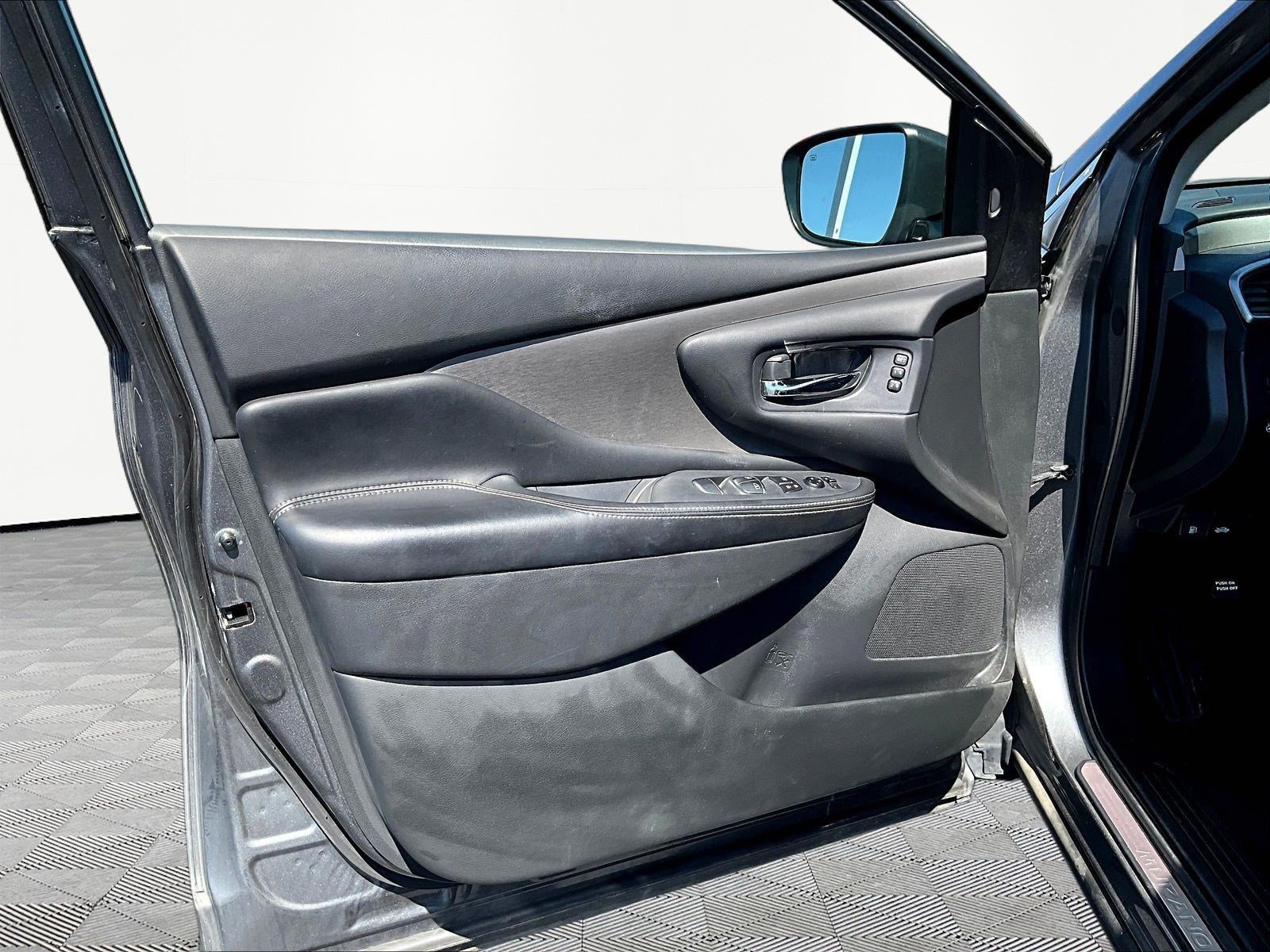 Used 2024 Nissan Murano SL w/ Cargo Package AWD/4WD image 20