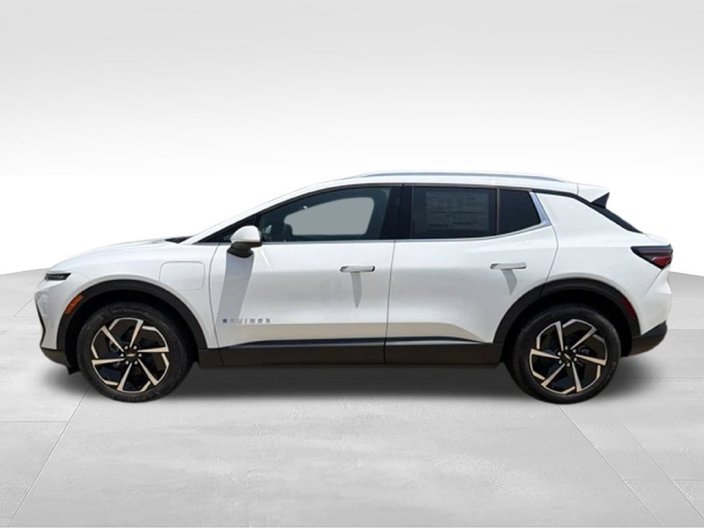New 2026 Chevrolet Equinox EV LT FWD image 2