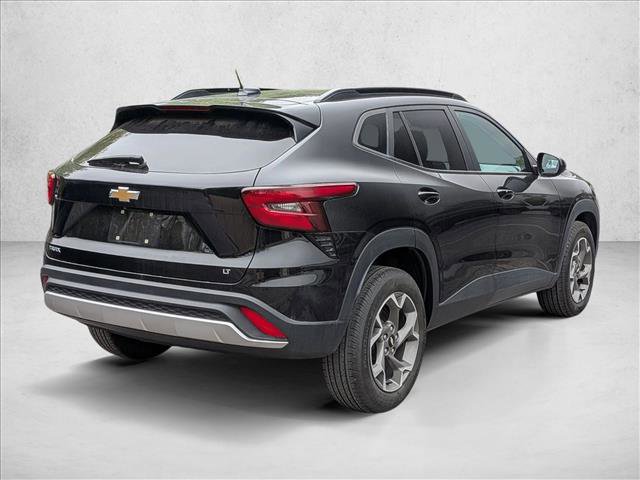 Used 2024 Chevrolet Trax LT w/ Driver Confidence Package FWD image 5