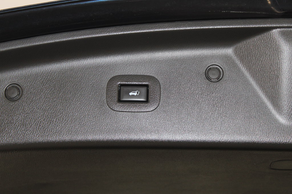 Used 2024 INFINITI QX80 Luxe RWD image 17