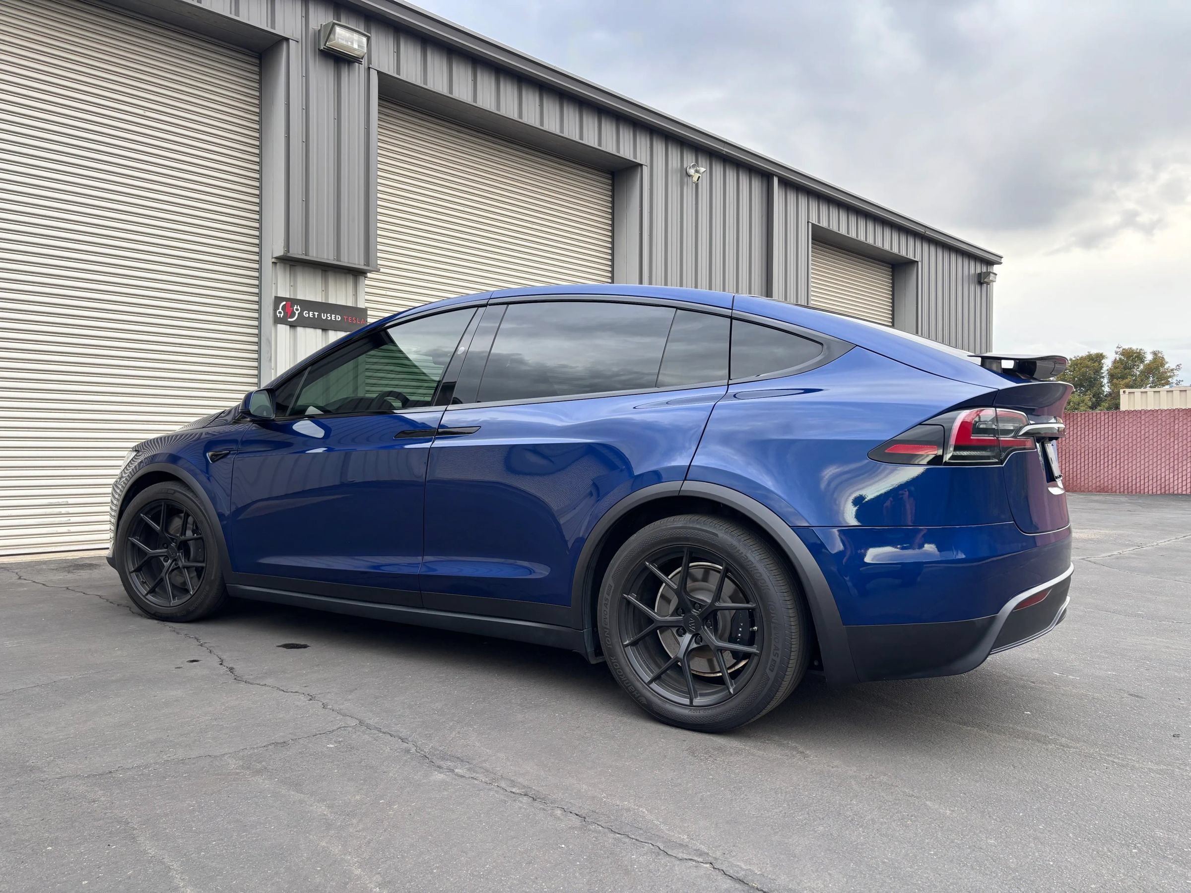 Used 2023 Tesla Model X AWD/4WD image 10