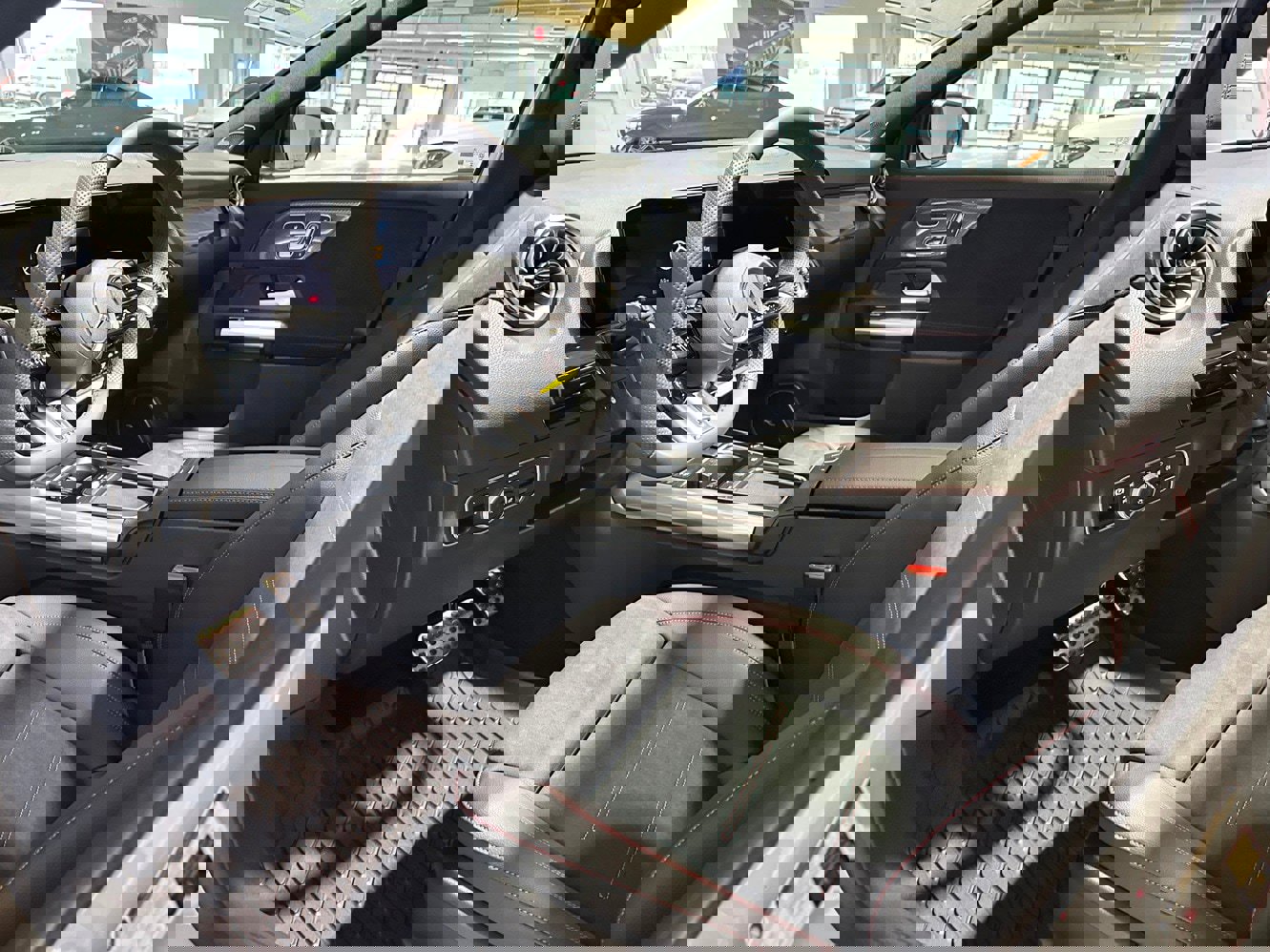 New 2026 Mercedes-Benz GLA 35 AMG 4MATIC image 7