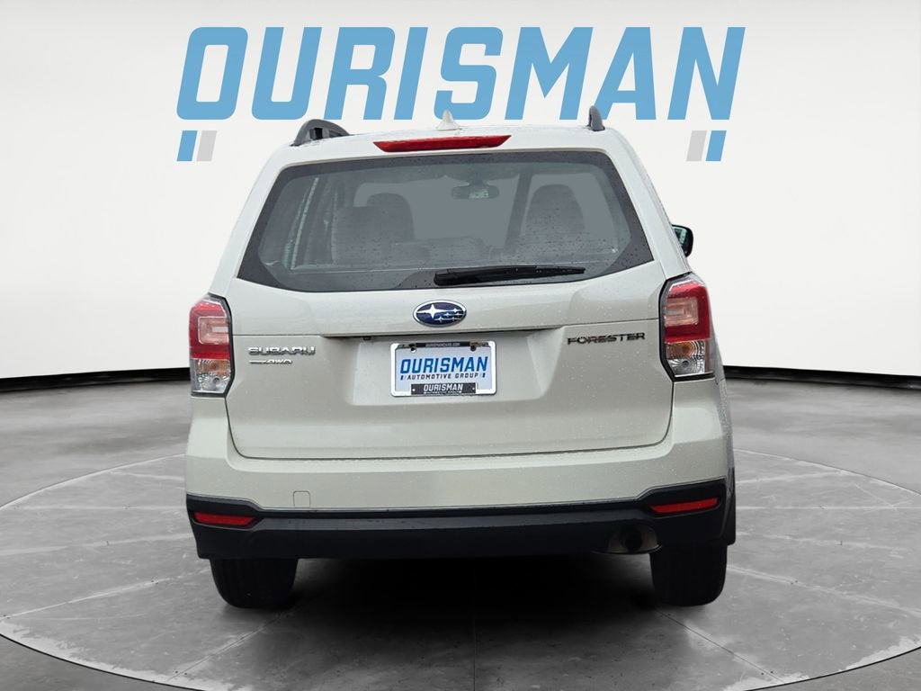 Used 2018 Subaru Forester 2.5i w/ Alloy Wheel Package image 5