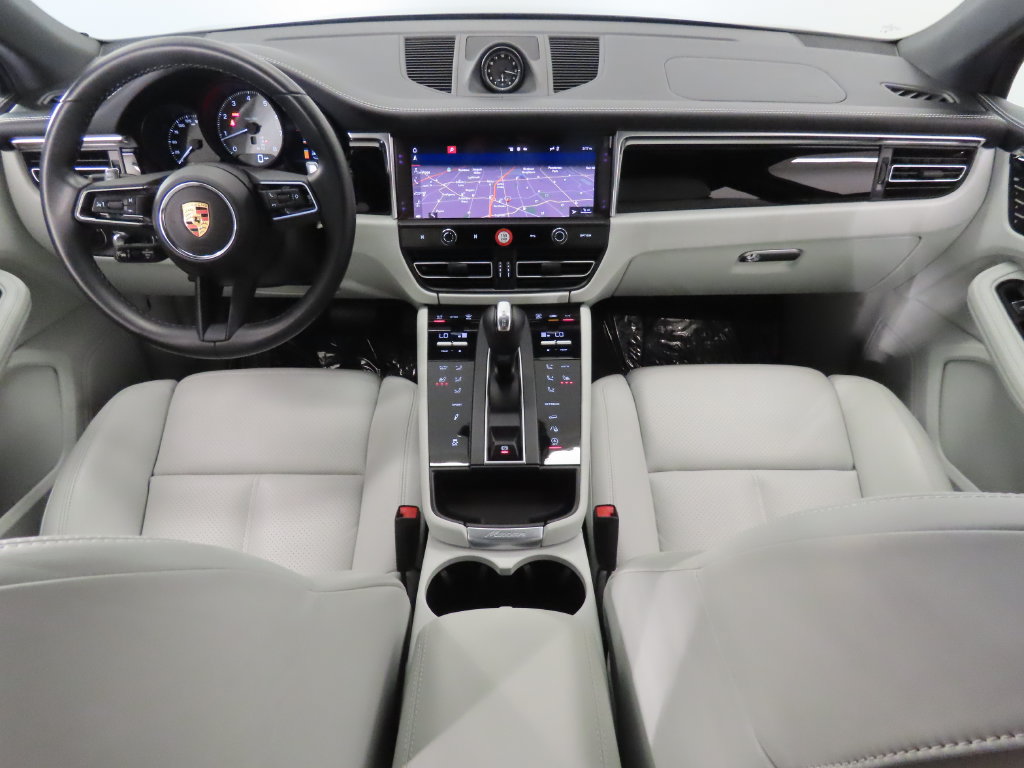 Certified 2023 Porsche Macan S AWD/4WD image 14