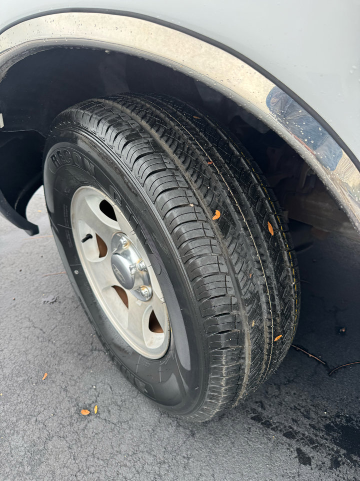 Used 2001 Ford F150 XLT image 10