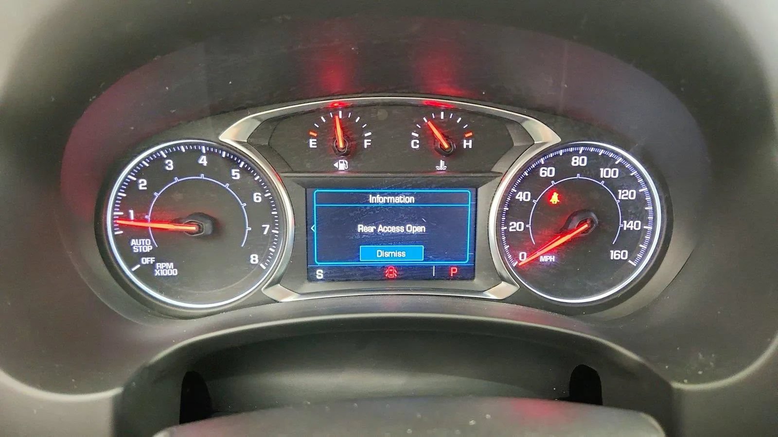 Used 2023 GMC Terrain SLE w/ Driver Convenience Package FWD image 18