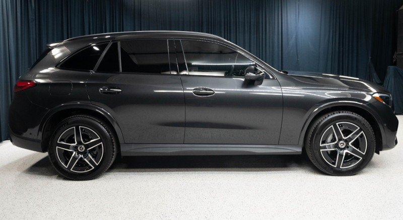 Certified 2026 Mercedes-Benz GLC 300 4MATIC image 4