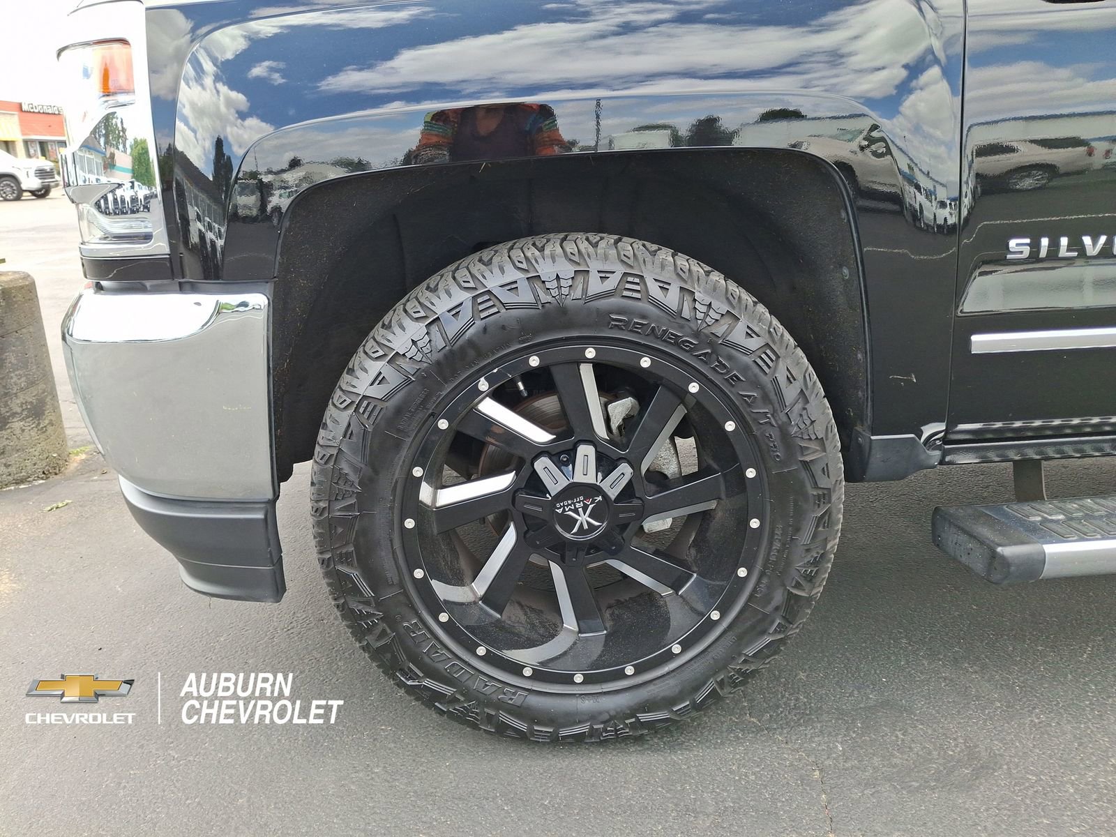 Certified 2017 Chevrolet Silverado 1500 LTZ AWD/4WD image 24