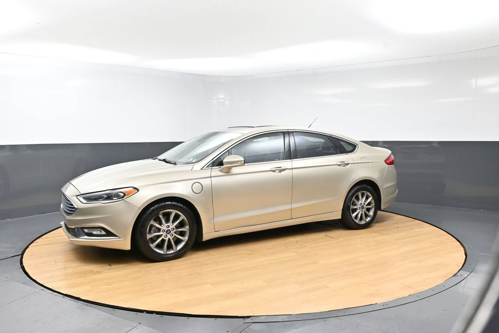 Used 2018 Ford Fusion Energi Titanium FWD image 42