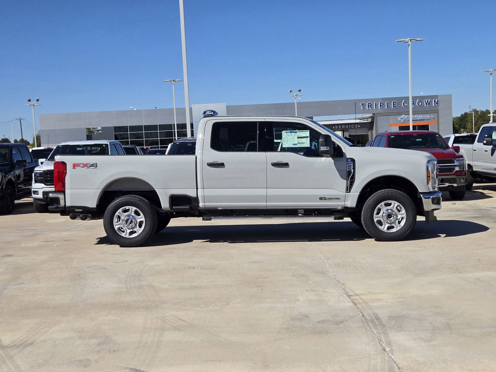 New 2026 Ford F250 XLT w/ FX4 Off-Road Package image 7