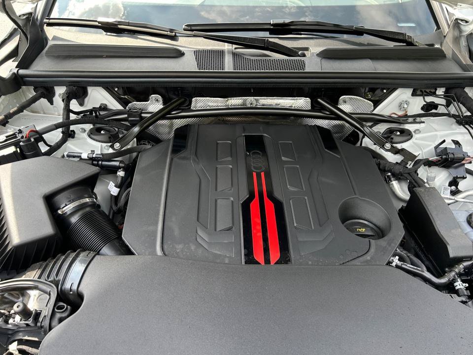 Certified 2026 Audi SQ5 Premium Plus AWD/4WD image 16