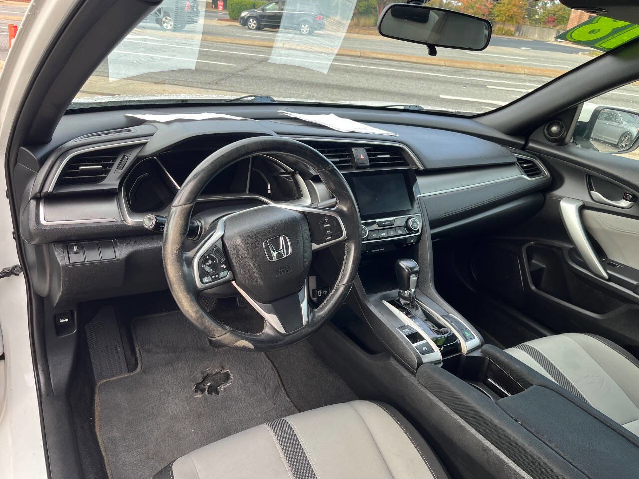 Used 2018 Honda Civic EX-T image 10