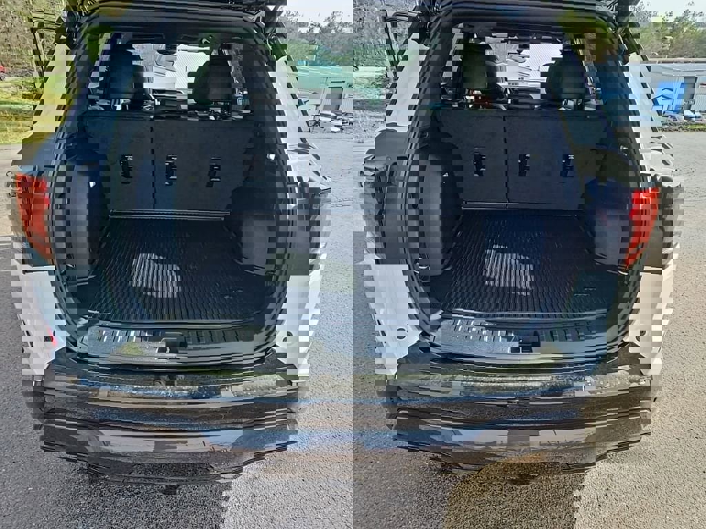 New 2026 GMC Terrain AT4 w/ Convenience Package III image 20