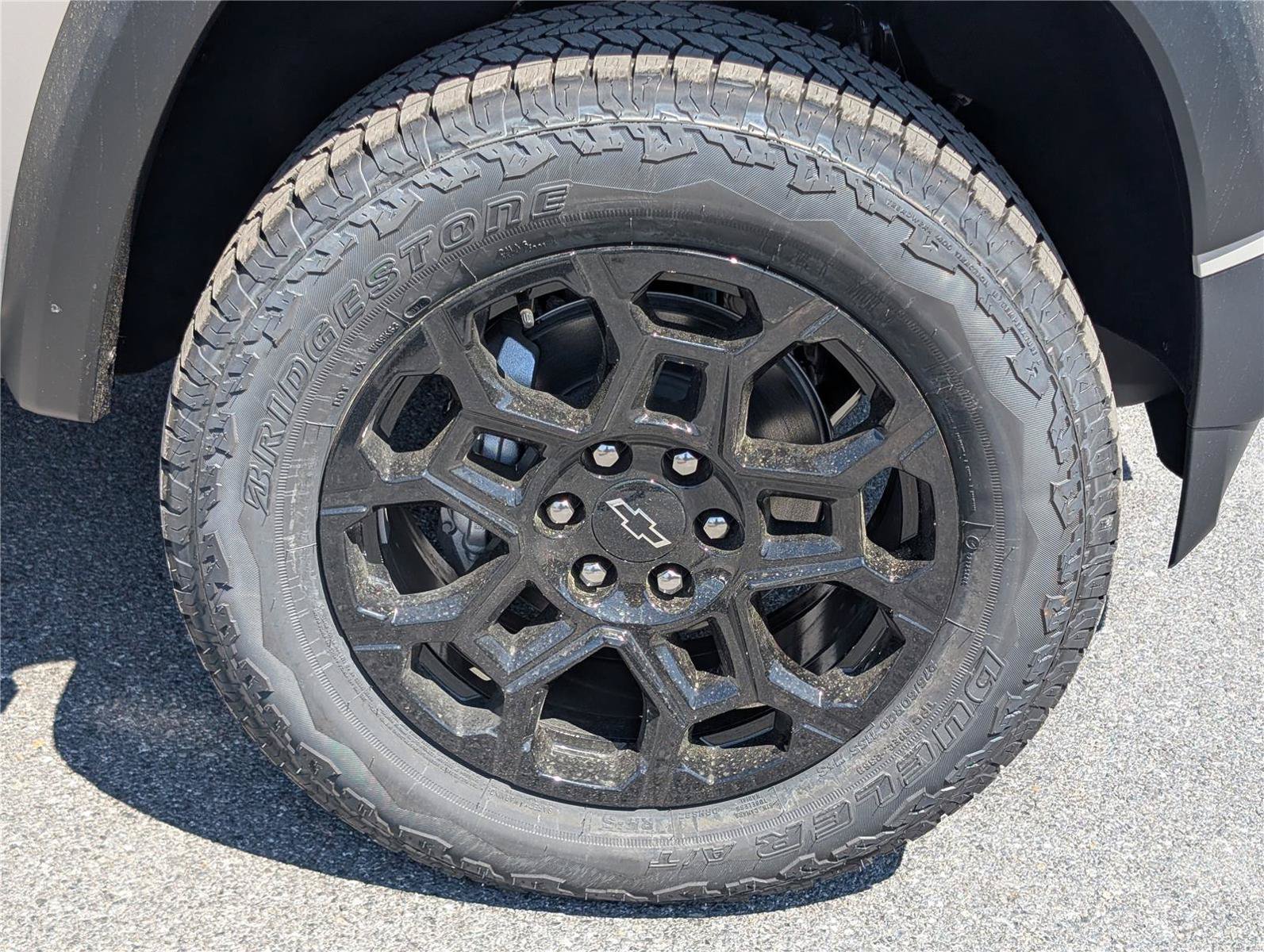 New 2026 Chevrolet Colorado Trail Boss w/ Midnight Edition AWD/4WD image 7