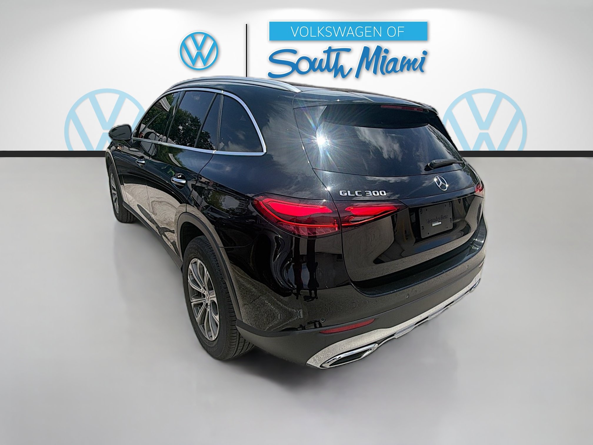 Used 2024 Mercedes-Benz GLC 300 image 5