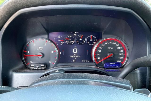 Used 2015 GMC Sierra 2500 Denali w/ Duramax Plus Package AWD/4WD image 10