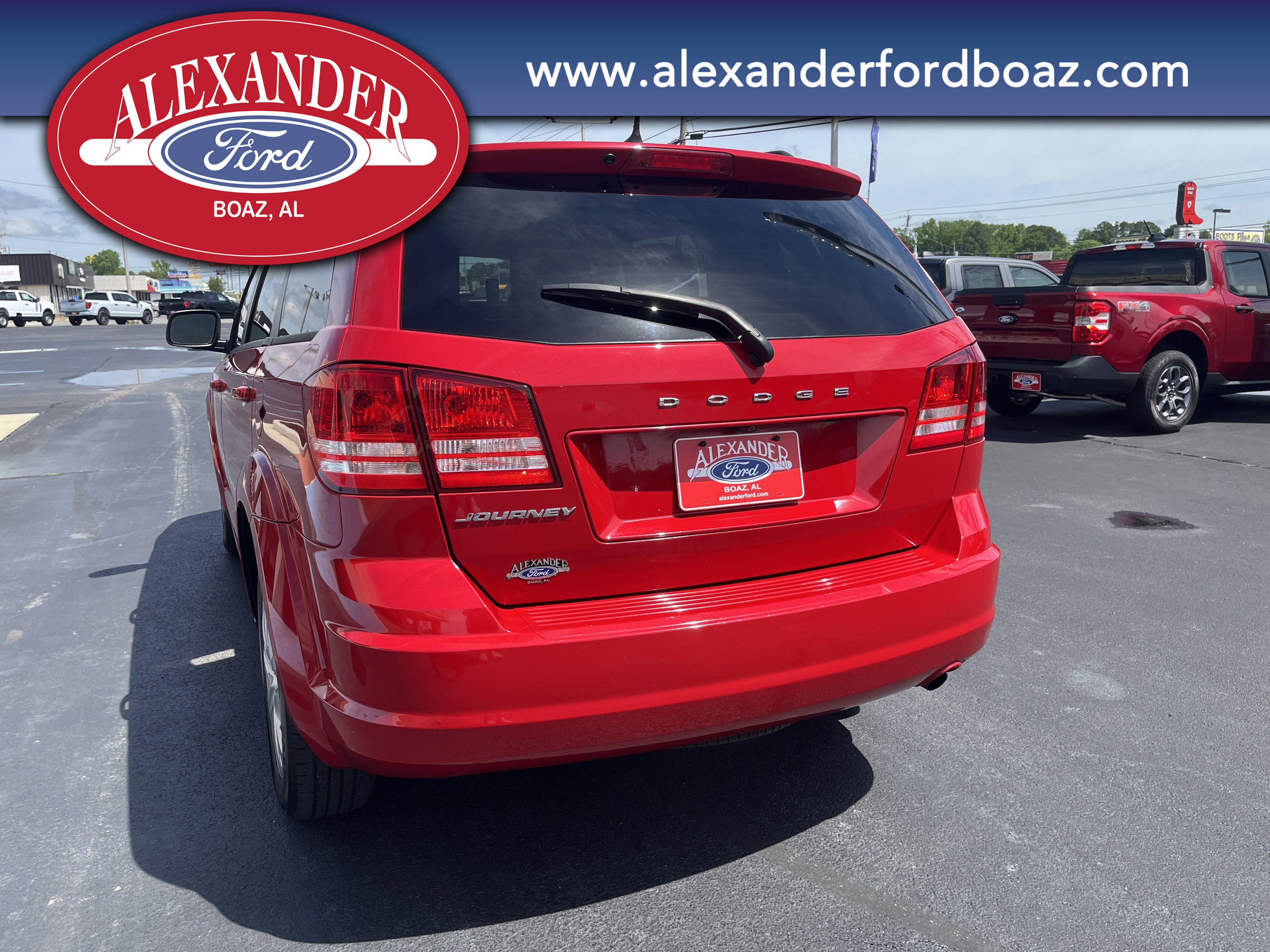 Used 2018 Dodge Journey SE w/ Connectivity Group FWD image 6