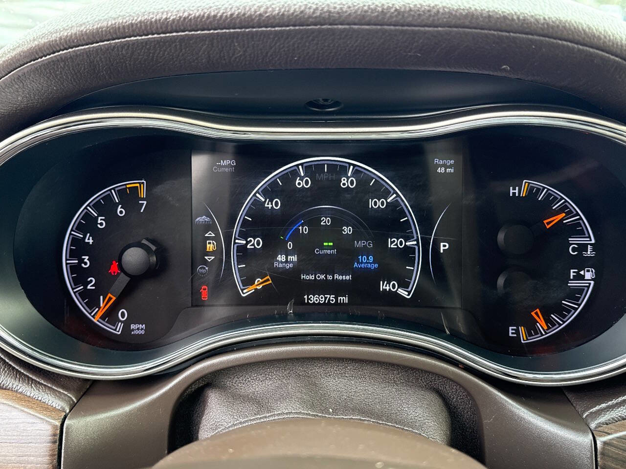 Used 2015 Jeep Grand Cherokee Overland image 39