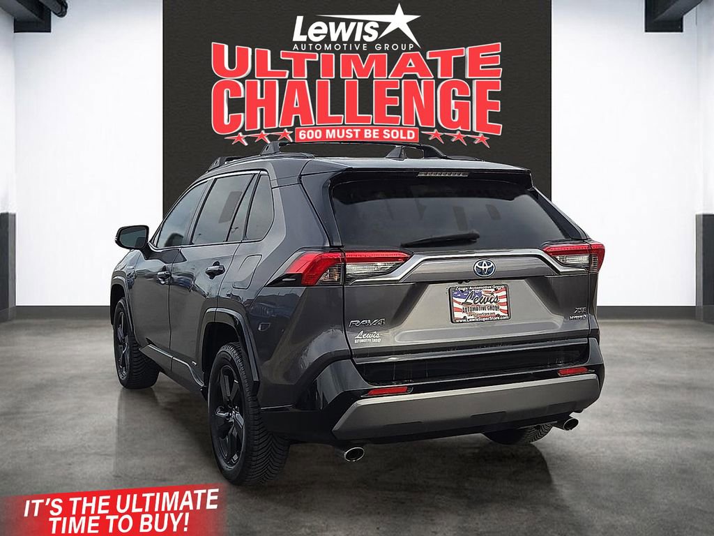 Used 2019 Toyota RAV4 XSE image 3