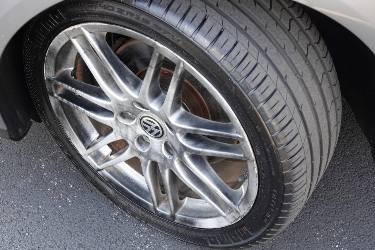 Used 2007 Volkswagen Passat 2.0T FWD image 33