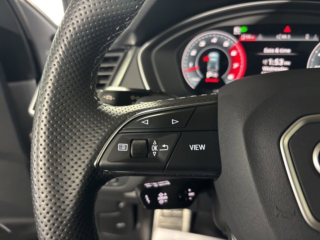 Used 2025 Audi SQ5 Premium Plus w/ Premium Plus Package image 21