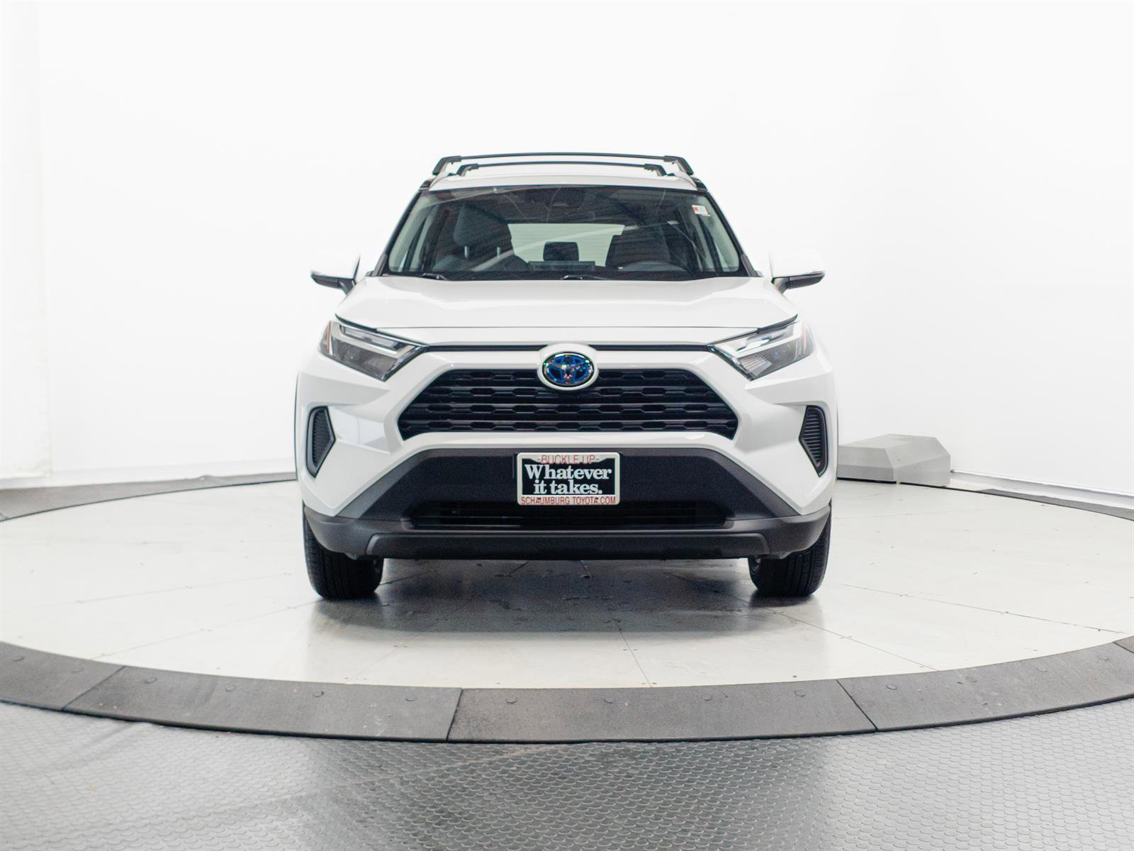 Used 2022 Toyota RAV4 XLE w/ Convenience Package AWD/4WD image 2