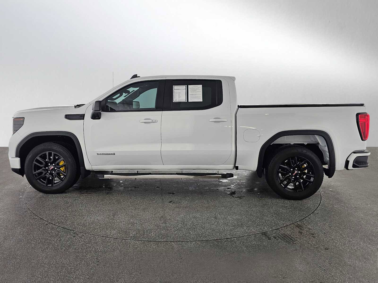 Used 2024 GMC Sierra 1500 Elevation image 6