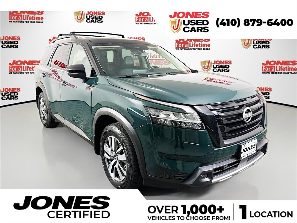 Certified 2023 Nissan Pathfinder SL w/ Black Appearance Package