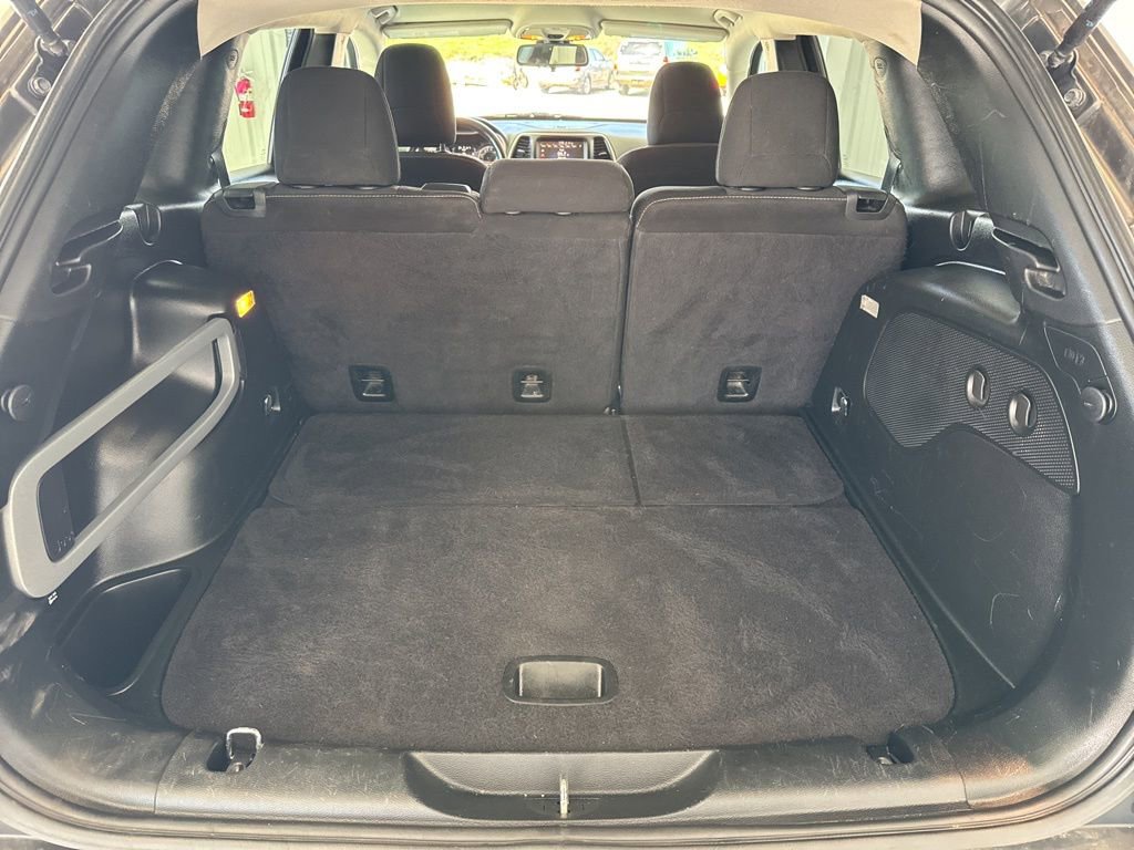 Used 2016 Jeep Cherokee Latitude w/ Safety/Convenience Group image 16