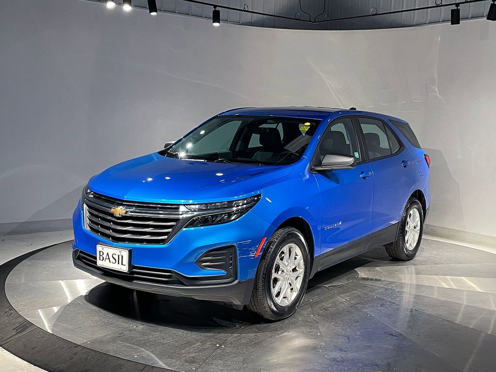 Used 2024 Chevrolet Equinox LS w/ Driver Confidence II Package image 8